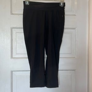 Ativa XS Black Capri